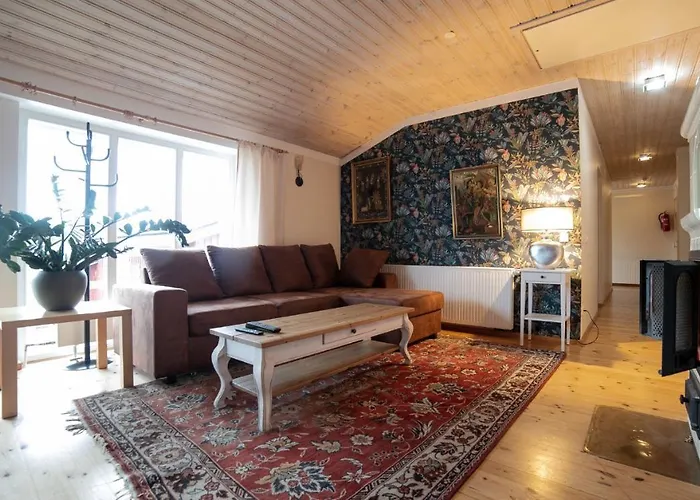 Hotel Roograhu Guesthouse&resto